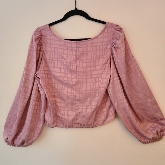 Know. One. Cares Pink Top - Picture 6 of 7